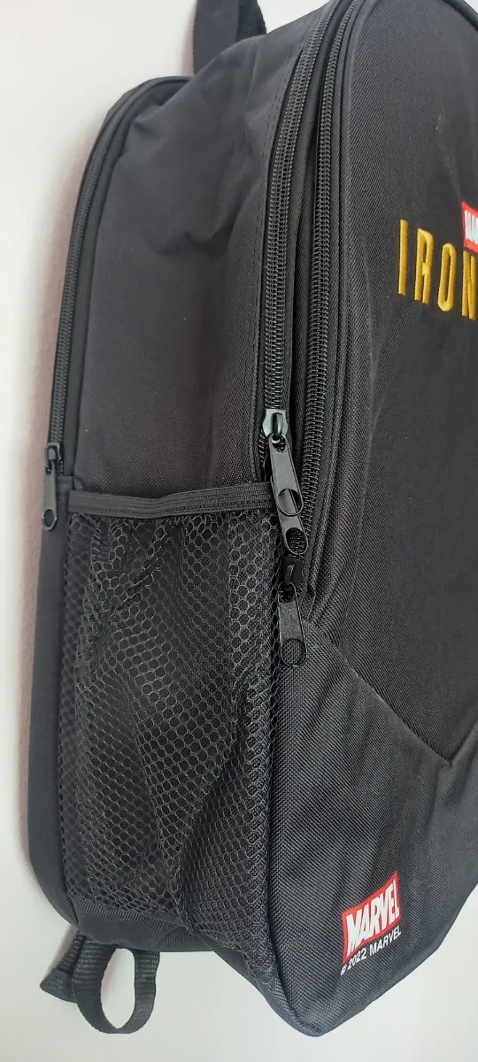 Mochila Marvel Iron Man Negra y Dorada