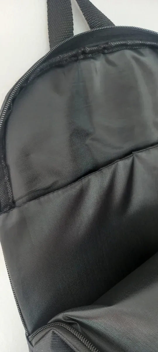 Mochila Marvel Iron Man Negra y Dorada