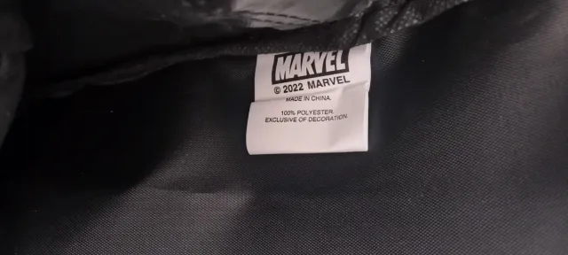 Mochila Marvel Iron Man Negra y Dorada