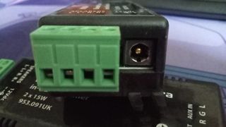 Amplificador Bluetooth Adastra IW30B 2x15W