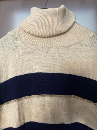 Jersey de cuello alto a rayas