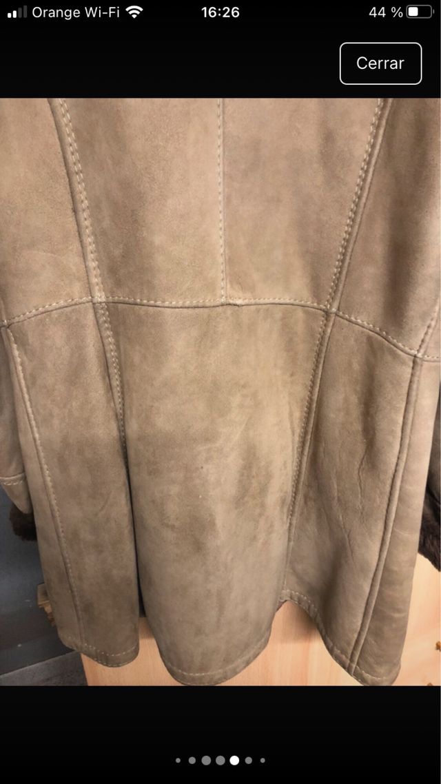 Chaqueta de piel beige y marrón