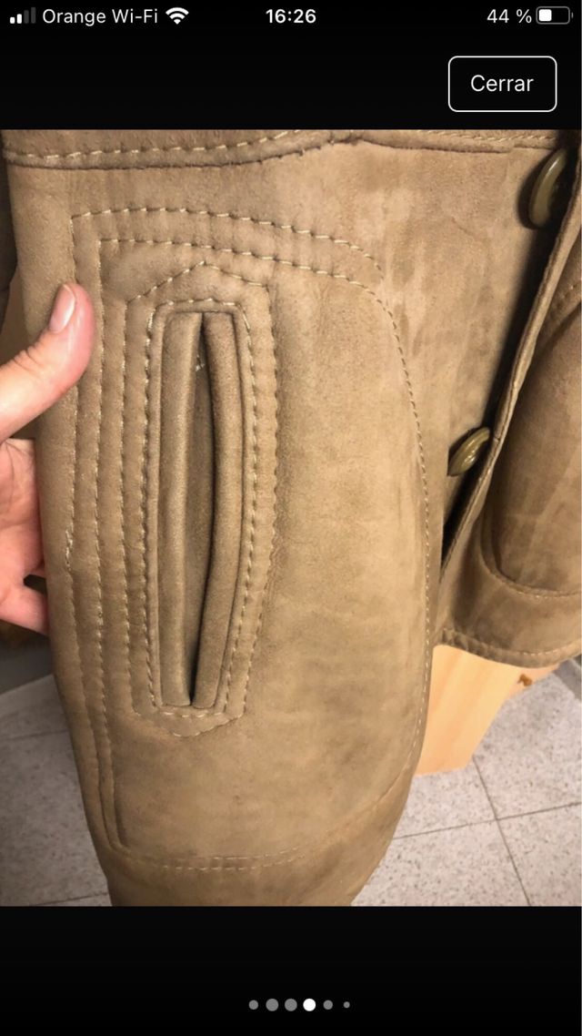 Chaqueta de piel beige y marrón