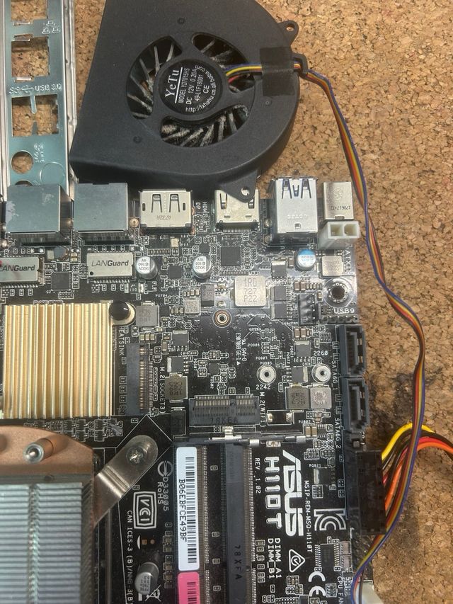 Placa base Asus H110T