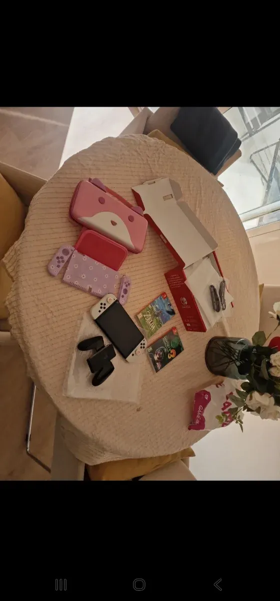Nintendo Switch OLED Rosa y Blanca