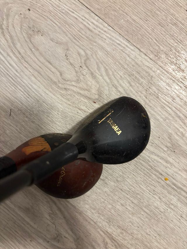 2 Palos de Golf Yamaha y Tour Match