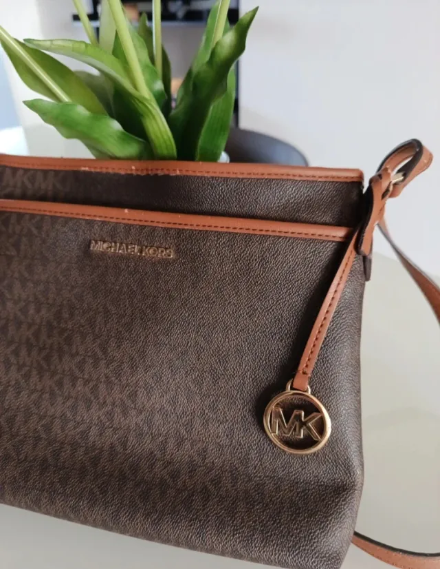 Borsa Michael Kors monogram marrone