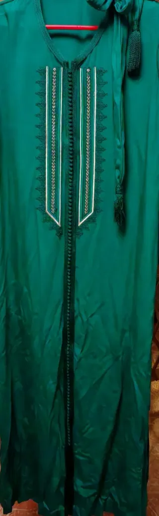 Chilaba Árabe Verde Bordada