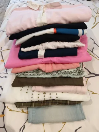 Lote Ropa Variada 18 piezas. Mas 2 vaqueros y mini