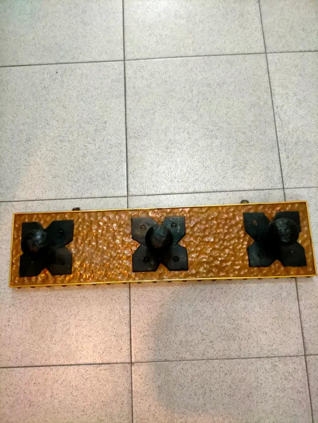 Perchero Vintage 3 Pomos Metálicos