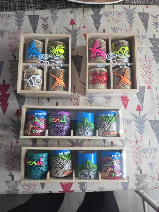 Copas de cerámica de Perú