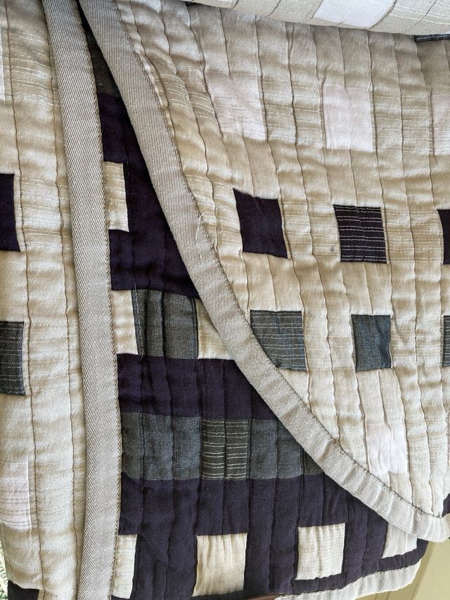 URGE: Colcha acolchada azul y gris reversible