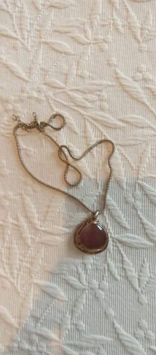 Collar mujer con colgante de concha