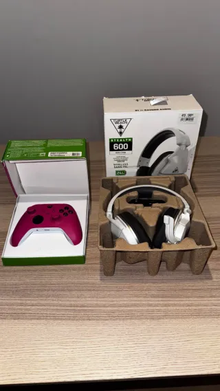 Xbox Series S + 2 Controller + Cuffie