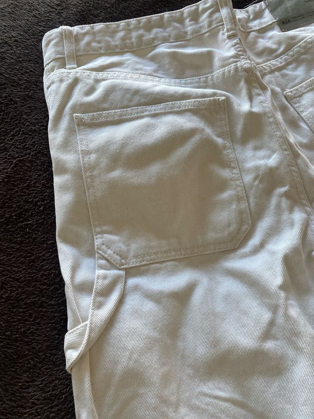 Pantalón beige hombre