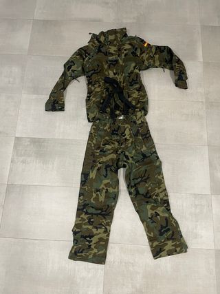 Chubasquero militar camuflaje