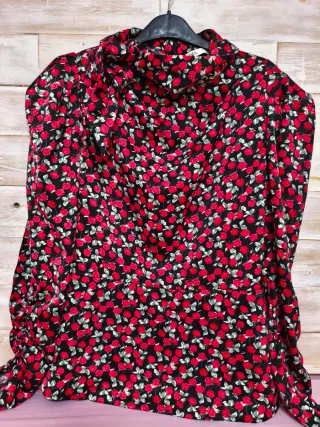 Camiseta mujer estampado floral