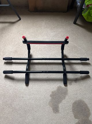 Barra de dominadas Adidas Door Gym