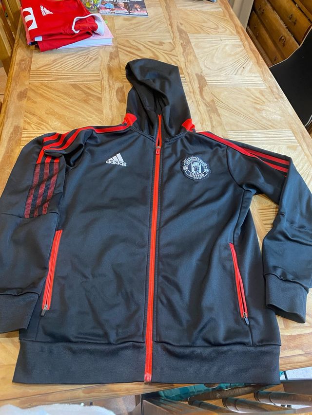 Sudadera Adidas Manchester United Negra y Roja
