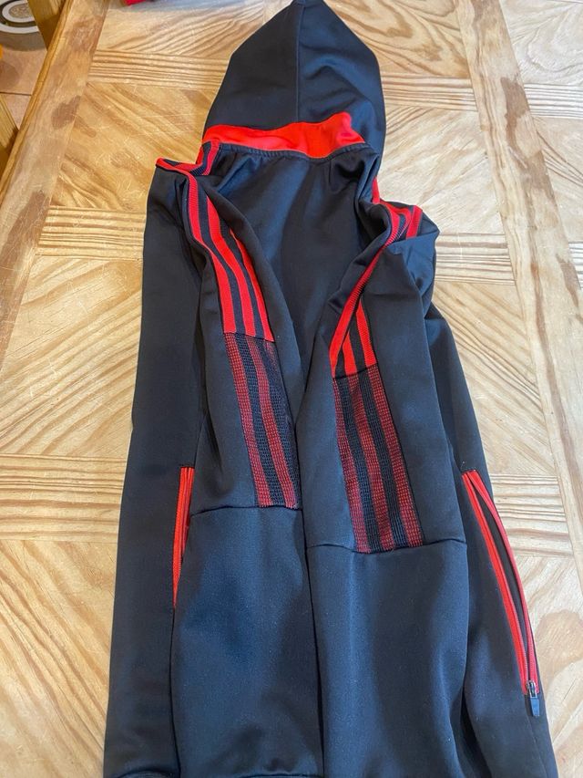 Sudadera Adidas Manchester United Negra y Roja