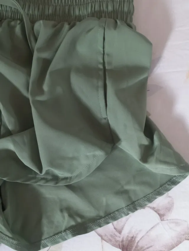 Shorts deportivos mujer verde