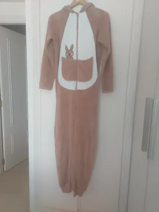 Mono pijama conejo beige