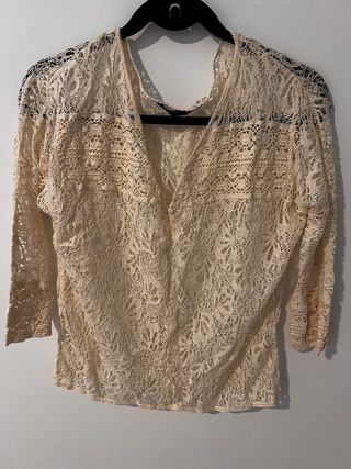 Blusa Sfera encaje beige