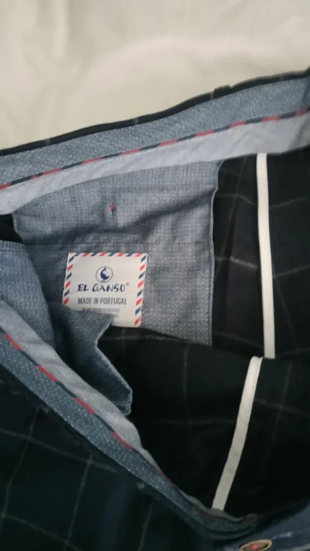 Pantalón de lana azul marino. El Ganso.