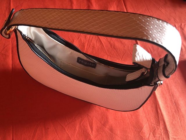 Borsetta bianca effetto pitone