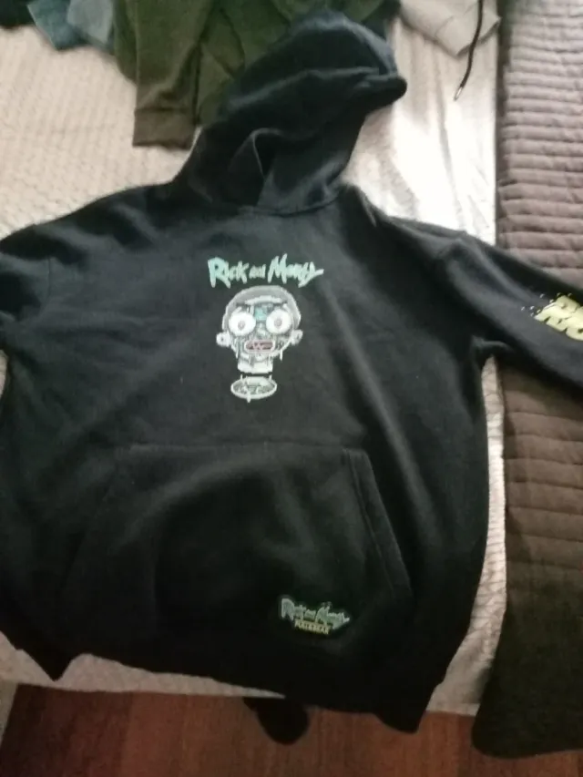 Sudadera Rick and Morty Pixelada