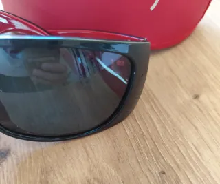 Gafas de sol Emporio Armani.