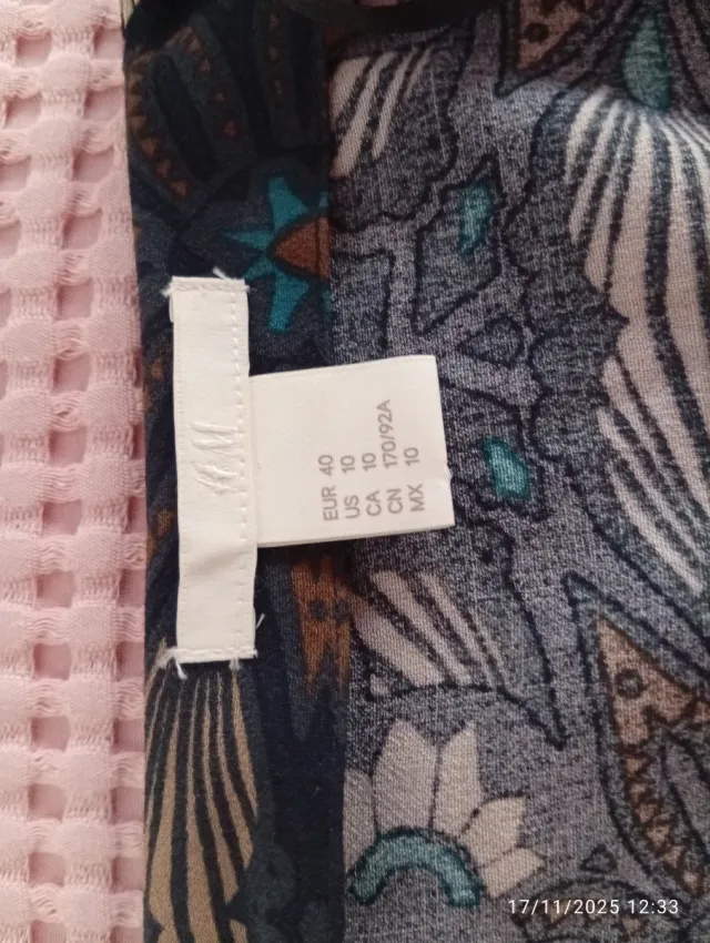 Vestido estampado floral manga larga