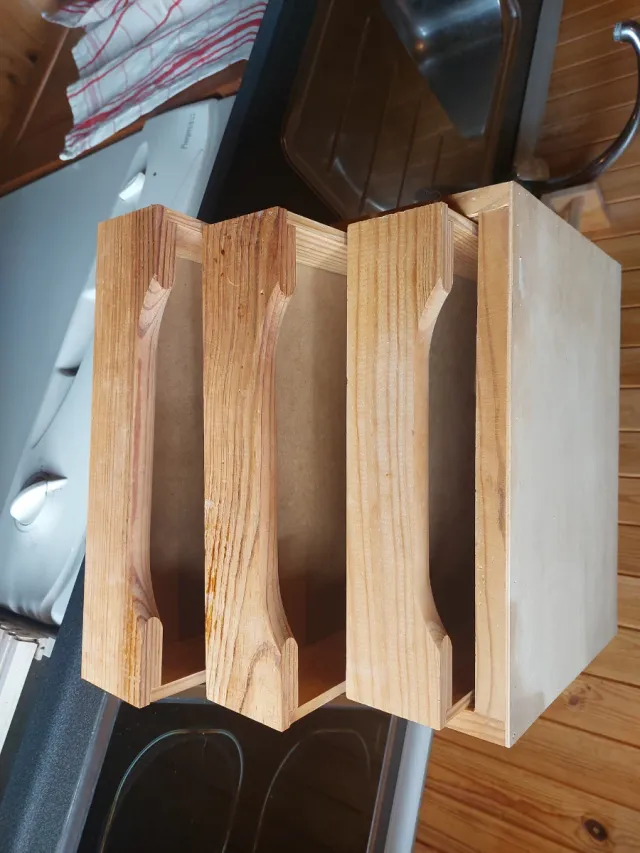Cajonera de madera para cocina