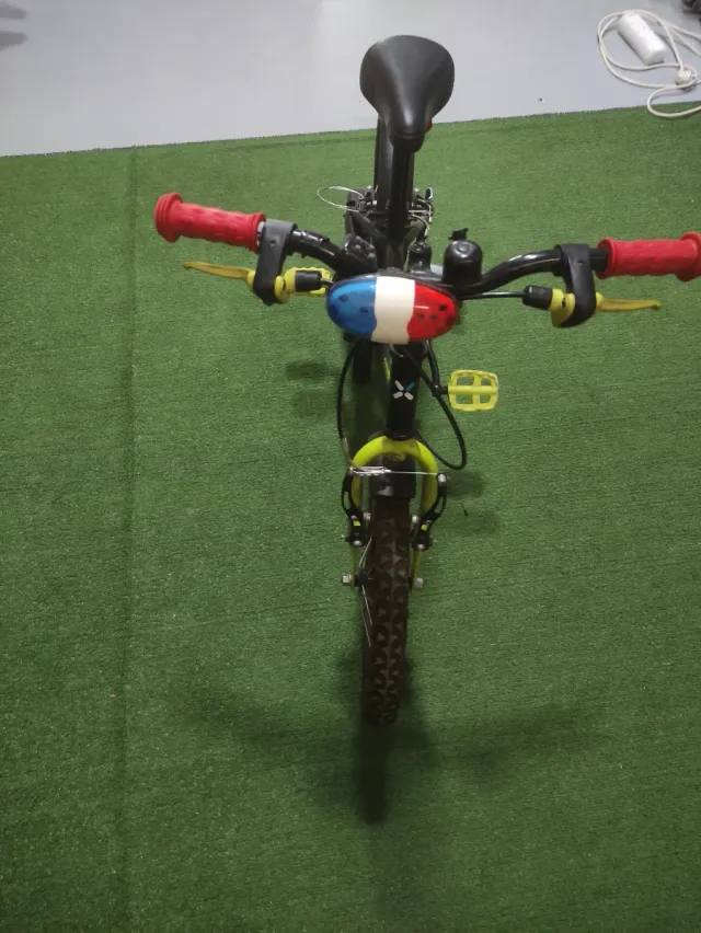 Bicicleta infantil Btwin Dark Hero