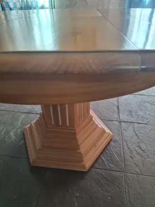 Mesa de comedor de madera extensible