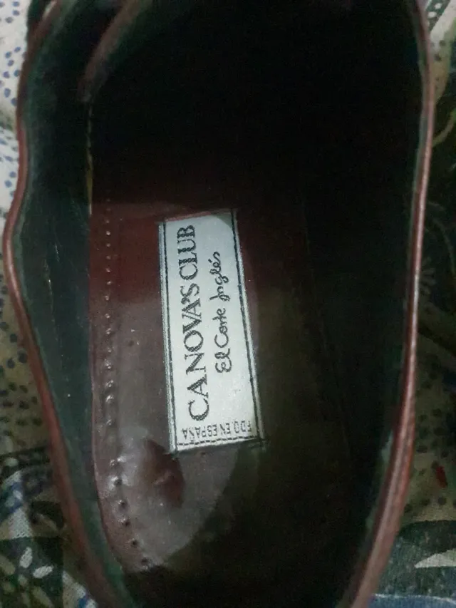 Zapatos de vestir de cuero marrón