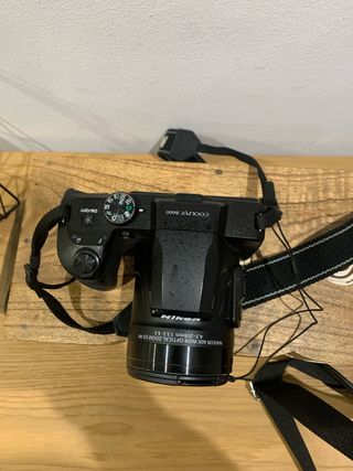 Cámara Nikon Coolpix B600 Negra