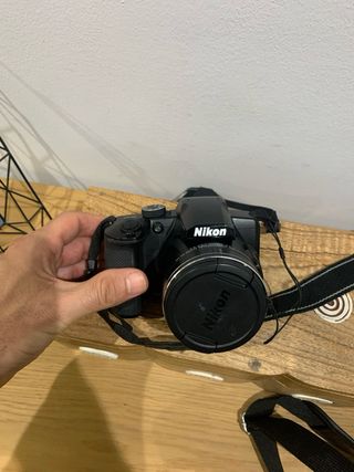 Cámara Nikon Coolpix B600 Negra