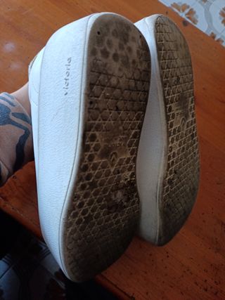 Bambas Victoria blancas y doradas