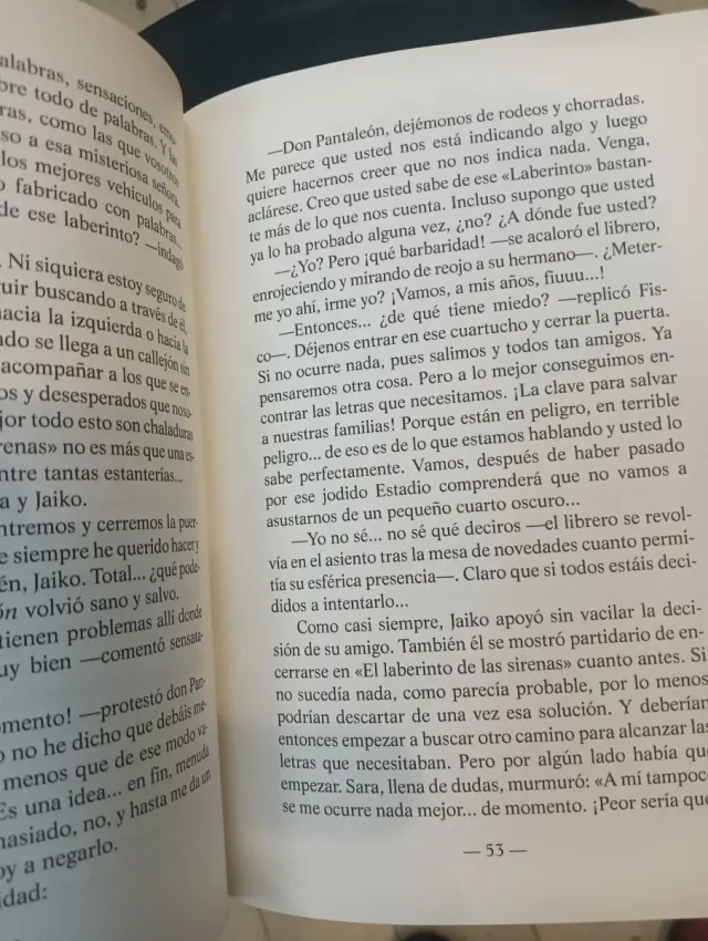 El gran laberinto (Ariel) (Spanish Edition)