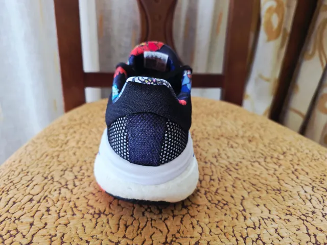 Adidas SolarGlide 5 Black Floral n40,5 como nuevas