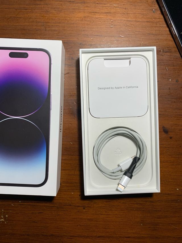 iPhone 14 Pro Morado 78% Batería