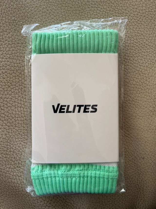 Muñequeras VELITES rosas y verdes