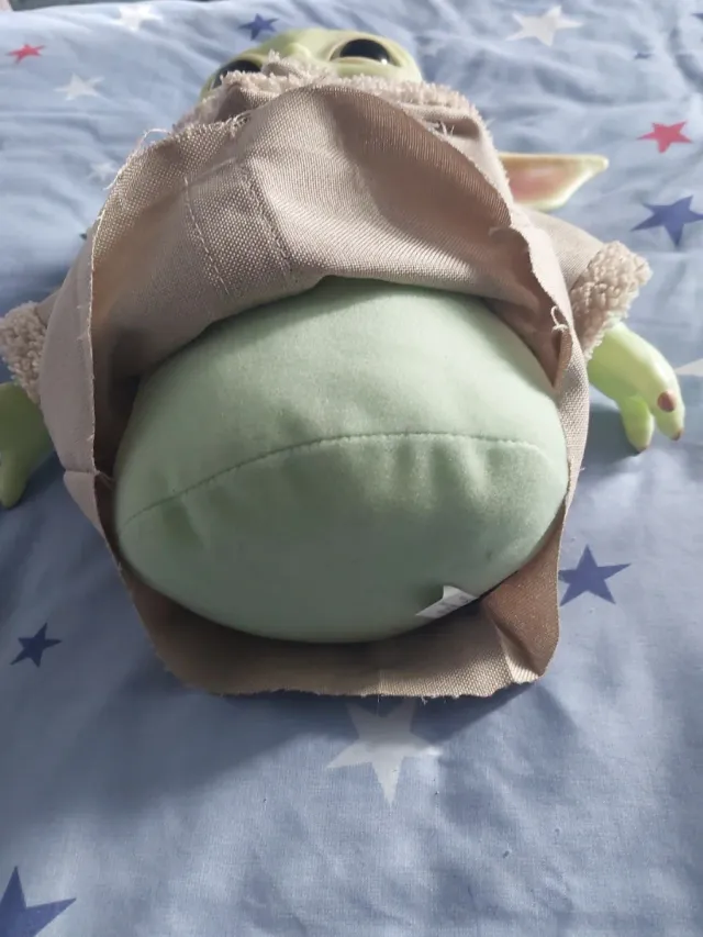 Adorabile pupazzo di Baby Yoda, noto anche come The Child
