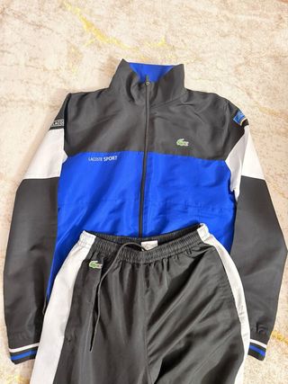 Conjunto Deportivo Lacoste Negro y Azul