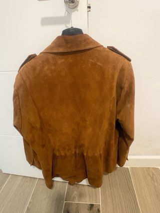 Chaqueta de ante marrón