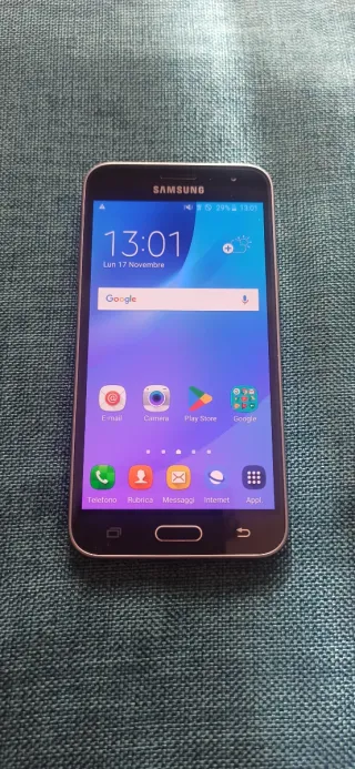 Samsung Galaxy J3 (2016)