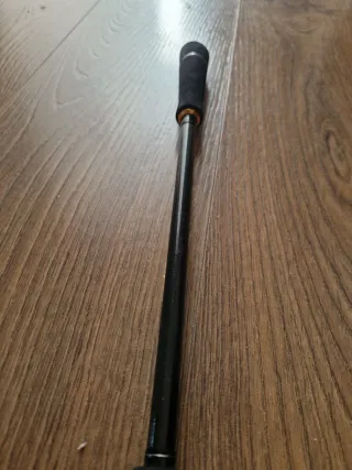 Caña de jigging ligero.