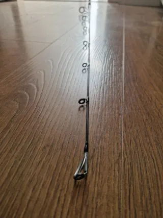 Caña de jigging ligero.