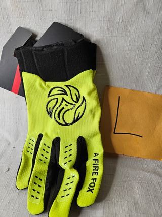 Guantes A FIRE FOX Amarillo y Negro